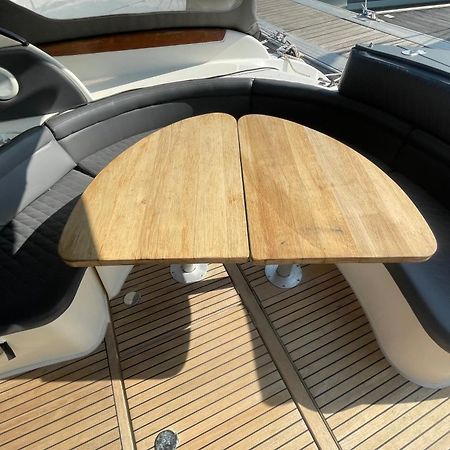 Une Nuit Sur Un Magnifique Bateau Linge Et Menage Inclus - Boat Paradise La Rochelle ลาโรแชล ภายนอก รูปภาพ